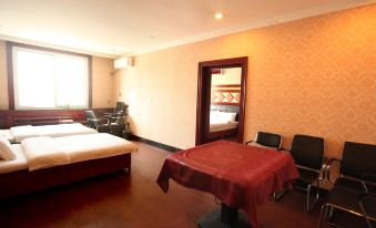 Dengta Xinqiao Business Hotel