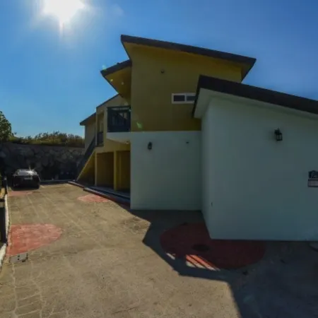 Namhae Cloud Berry Pension