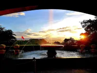 興義趙莊リゾートホテル 新坪田駅周辺のホテル