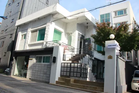 Mono House Hongdae 2
