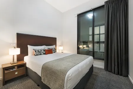 Melbourne CBD Central Apartment Hotel Official