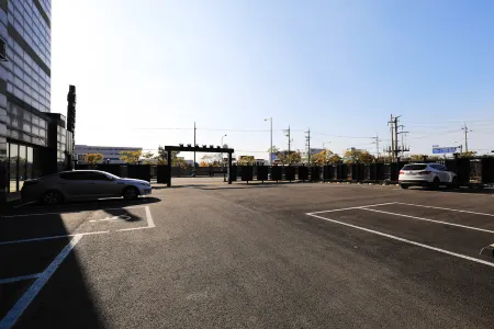 EKklim Classic Hotel Отели рядом с достопримечательностью «Anjung-ri»