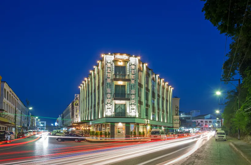 Green House Hotel