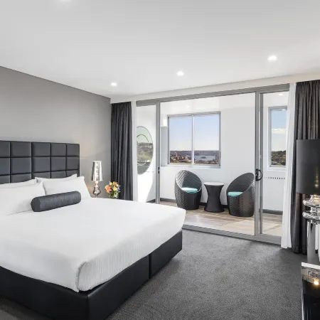 Meriton Suites Bondi Junction