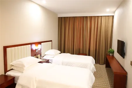 Sheng Da Hotel Отели в г. Юнчэн