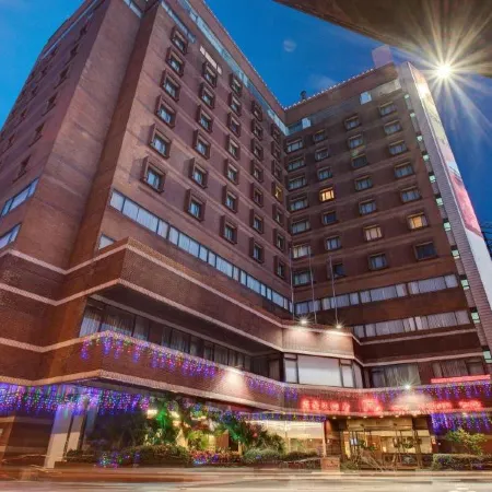 New Riverview Suites Taipei Отели рядом с достопримечательностью «Храм Луншань»