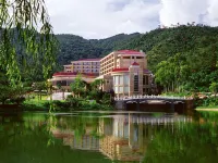 the Lotus Villa Hotel Hotel dekat Gunung Lotus