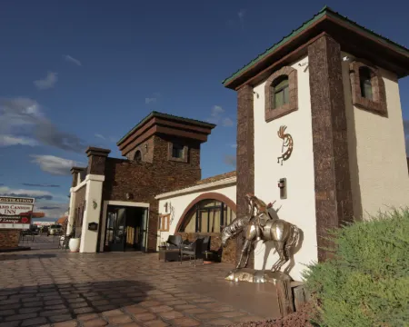 Grand Canyon Inn and Motel - South Rim Entrance Hotels in Williams