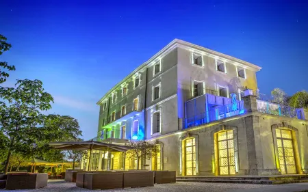 Domaine de Verchant & Spa - Relais & Châteaux Отели в г. Жаку