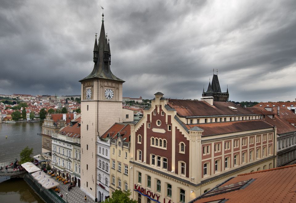 Charles Bridge Palace Hotel Over view