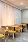 Junyi Collection Hotel (Zhoushan Kaihong Square) - 2 Yıldız
