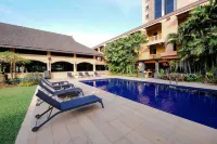 Holiday Garden Hotel & Resort - Pools