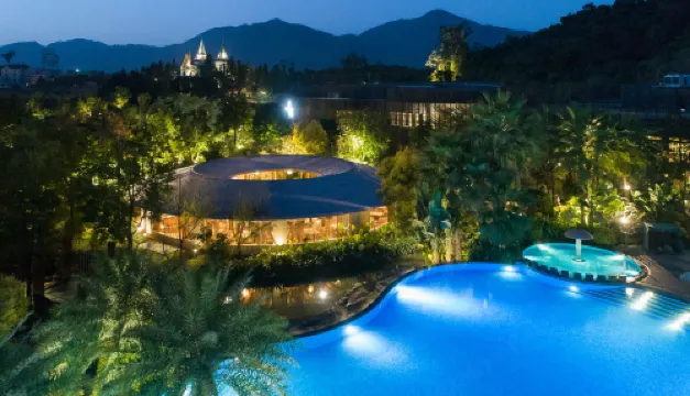 長泰半月山溫泉飯店