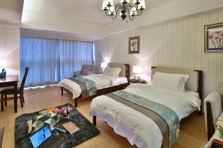 Manju Listen to the Sea Hotel (Qingdao Wuyue Square)