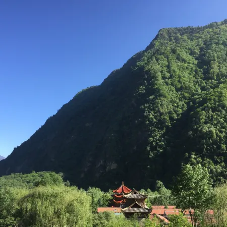 Songpinggou Yunmengge Holiday Hotel