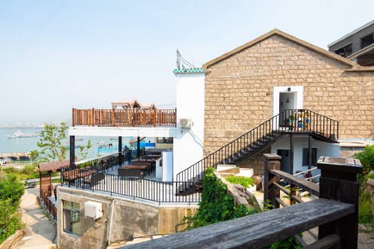 舟山东极岛冼心居民宿