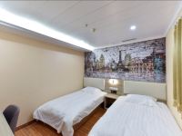 速8酒店(北京六里桥地铁站店) - 标准双床房