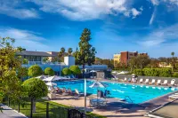 Anaheim Hotel - Swimmingpools