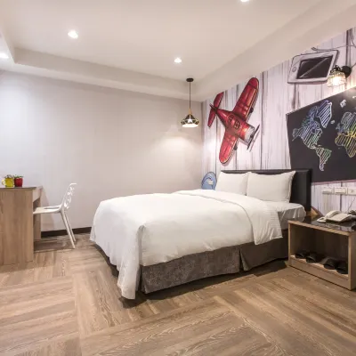 The Young Hotel Hotels near Chungli
