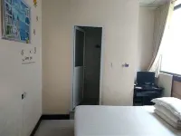 Yuelai Inn (Xinyang Railway Station Bus Station) - Esports