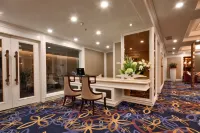 Golden Bauhinia International Hotel