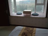 万达酒店式公寓(哈尔滨衡山路店) - 二卧室一厅房