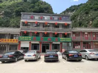Tuoliang Juxian Guest House