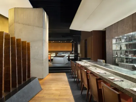 Sheraton Hotel Dongguan Отели в г. Дунгуань