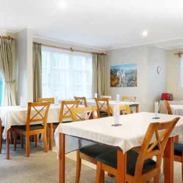 Bavaria Boutique Hotel Отели рядом с достопримечательностью «Гора Еден»