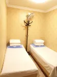 Baicheng Yanlin Fashion Hotel