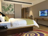 新西里国际酒店(玉林万达店) - 温馨大床房