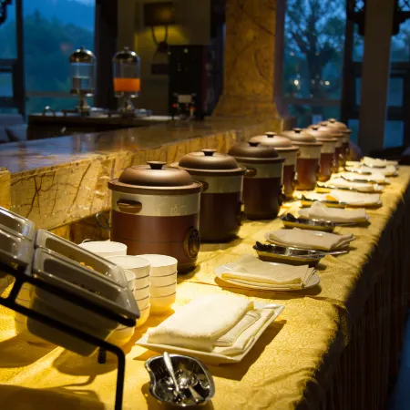Xianning Hot Spring Valley Resort