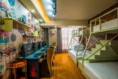 Fuwan Theme E-sports Hotel (Zhuhai Gongbei Port)