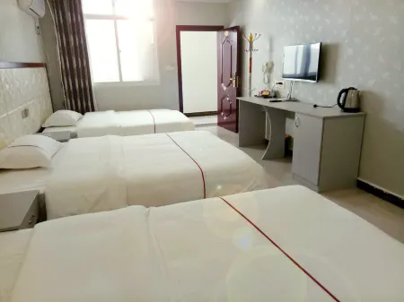 Jianmenguan Xinxu Inn Отели рядом с достопримечательностью «Cuiyunlang»