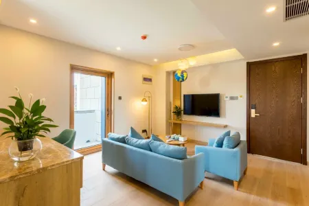 Shili Tangquan Seaview Hotel (Aka Town, Beidaihe New District)