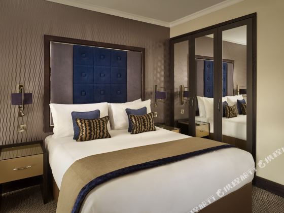 威斯特波恩海德公園酒店