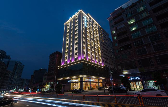 Lavande Hotel (Heyuan Longchuan)
