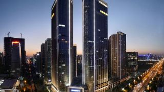 taste-sweet-four-seasons-hotel-century-city-new-convention-and-exhibition-center-metro-station