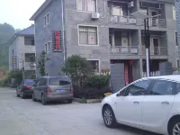 Lixia Inn