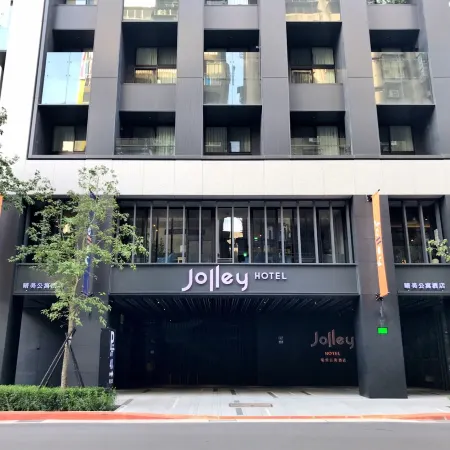 Jolley Hotel Отели рядом с достопримечательностью «Храм Hsing Tien»