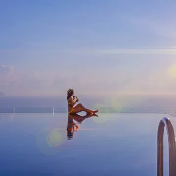 Balcona Hotel Da Nang โรงแรมใกล้หาด Non Nuoc Beach