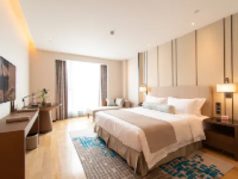 Ramada Plaza by Wyndham Wenzhou Cangnan Hotels in Cangnan