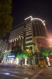 Lavande Hotel (Fangchenggang Dongxing Port Store)