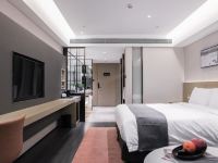 哈尔滨冬日假期酒店 - 轻奢高级大床房