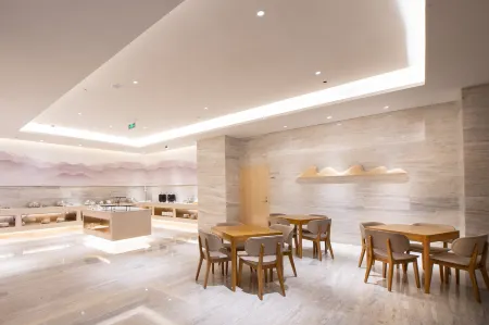 Ji Hotel (Shijiazhuang Yitang Subway Station) Отели рядом с достопримечательностью «Hebei Institute of Physical Education»