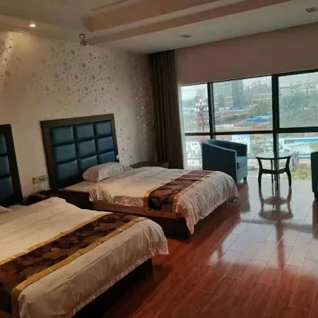 Peng'an Pengyue Business Hotel