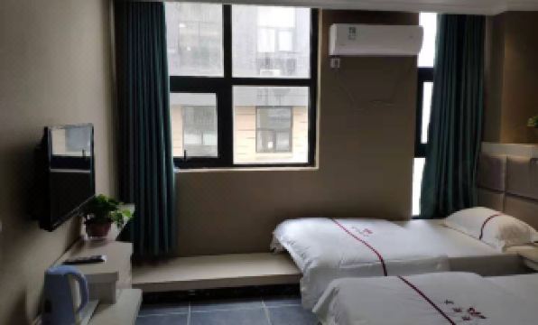 Zhongmu Xinghan Express Hotel
