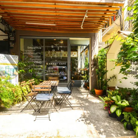 Good Day Hostel Отели рядом с достопримечательностью «Центральный мир»