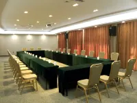 Manas County Hotel فنادق في ماناسي