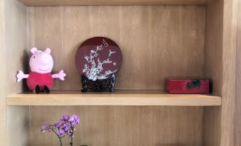 Floral Hotel· September Boutique Inn (Slender West Lake, Dongguan Street)